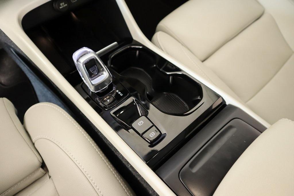 used 2024 Volvo XC40 car, priced at $32,598