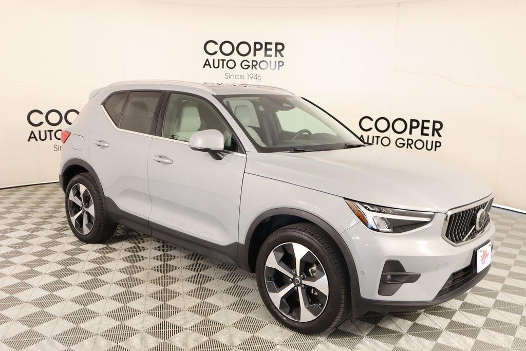 used 2024 Volvo XC40 car, priced at $32,598