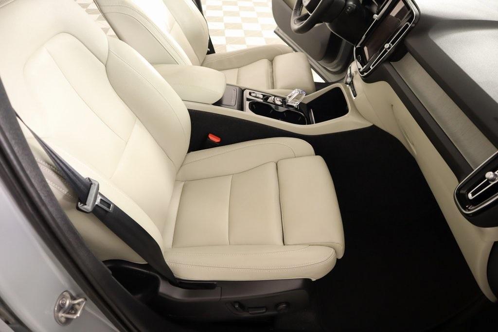 used 2024 Volvo XC40 car, priced at $32,598