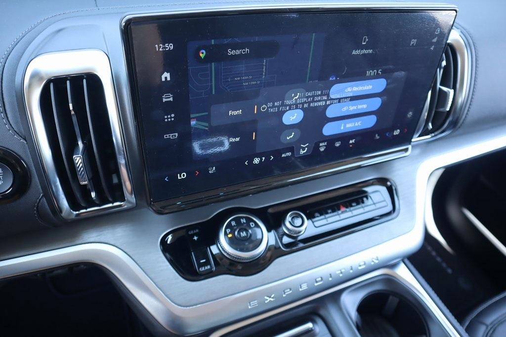 new 2025 Ford Expedition Max car, priced at $75,664