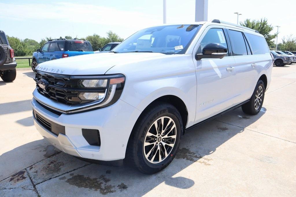 new 2025 Ford Expedition Max car, priced at $75,664