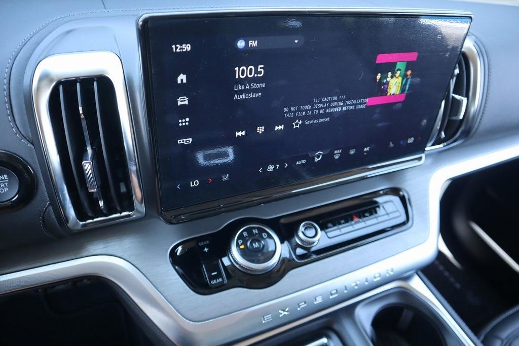 new 2025 Ford Expedition Max car, priced at $75,664