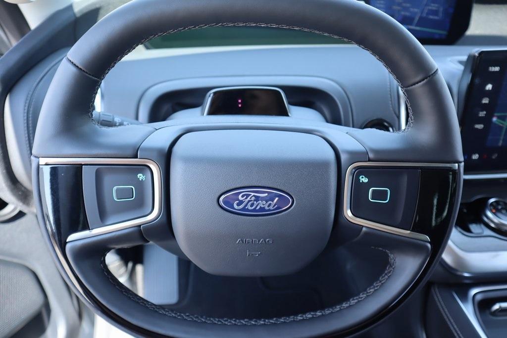 new 2025 Ford Expedition Max car, priced at $75,664