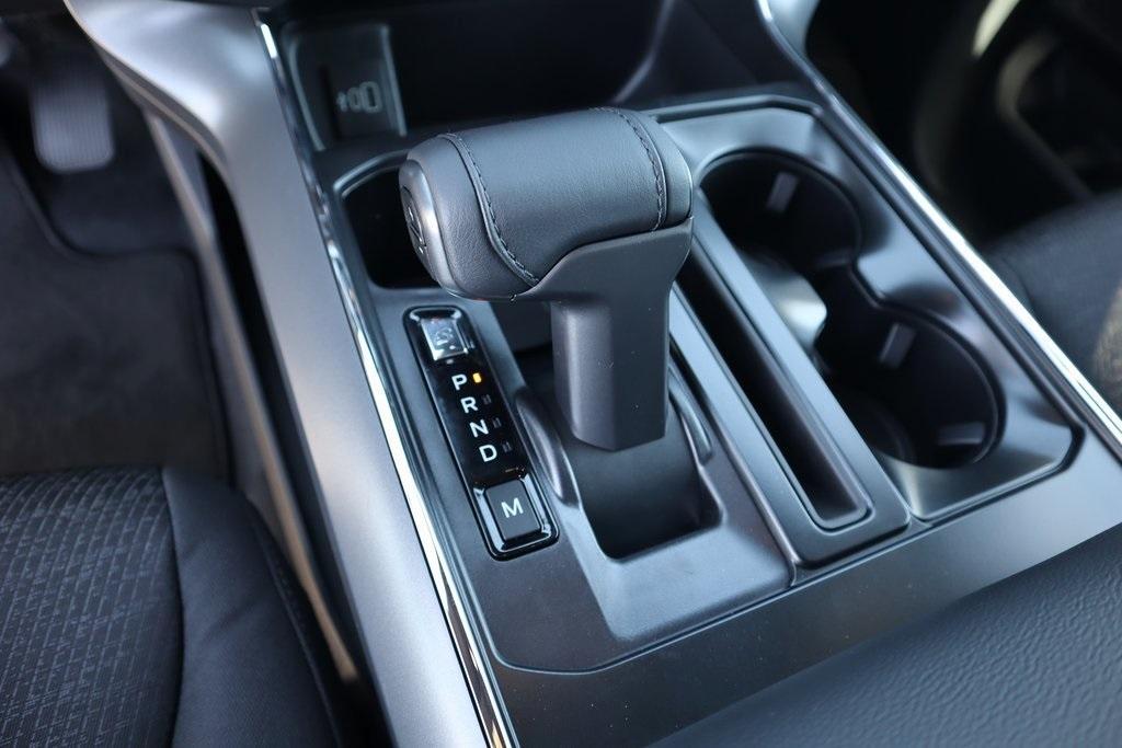 new 2025 Ford F-150 car, priced at $49,580