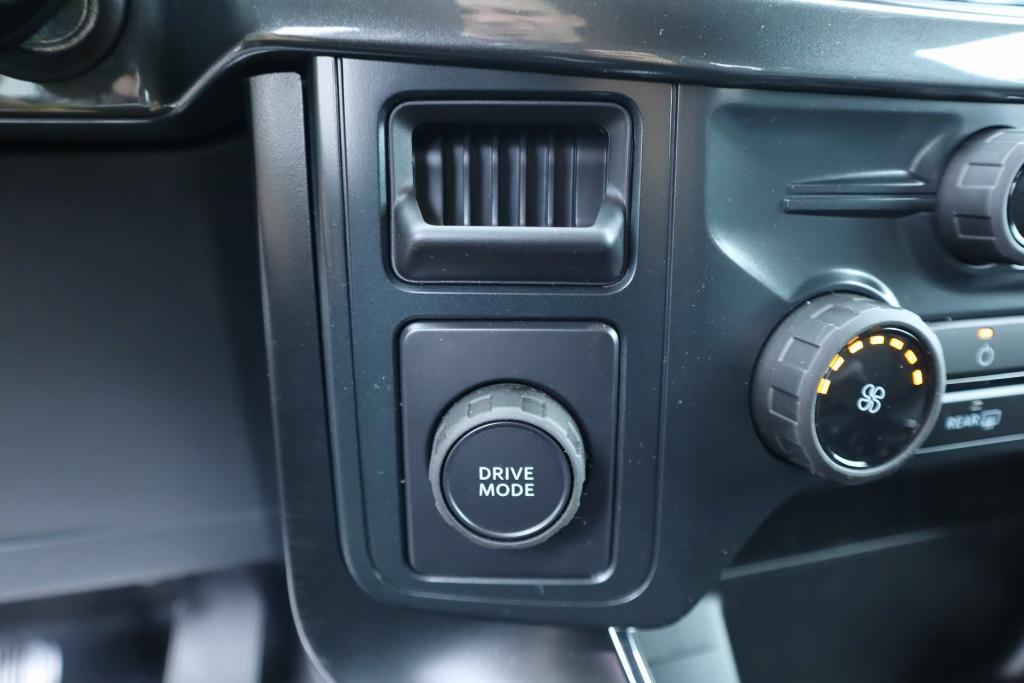 new 2025 Ford F-150 car, priced at $42,029