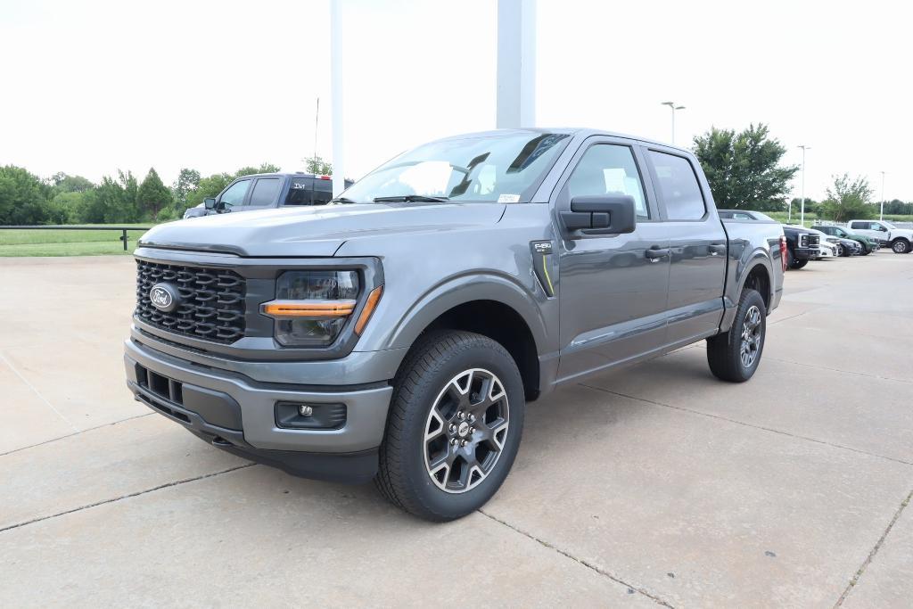 new 2025 Ford F-150 car, priced at $45,657