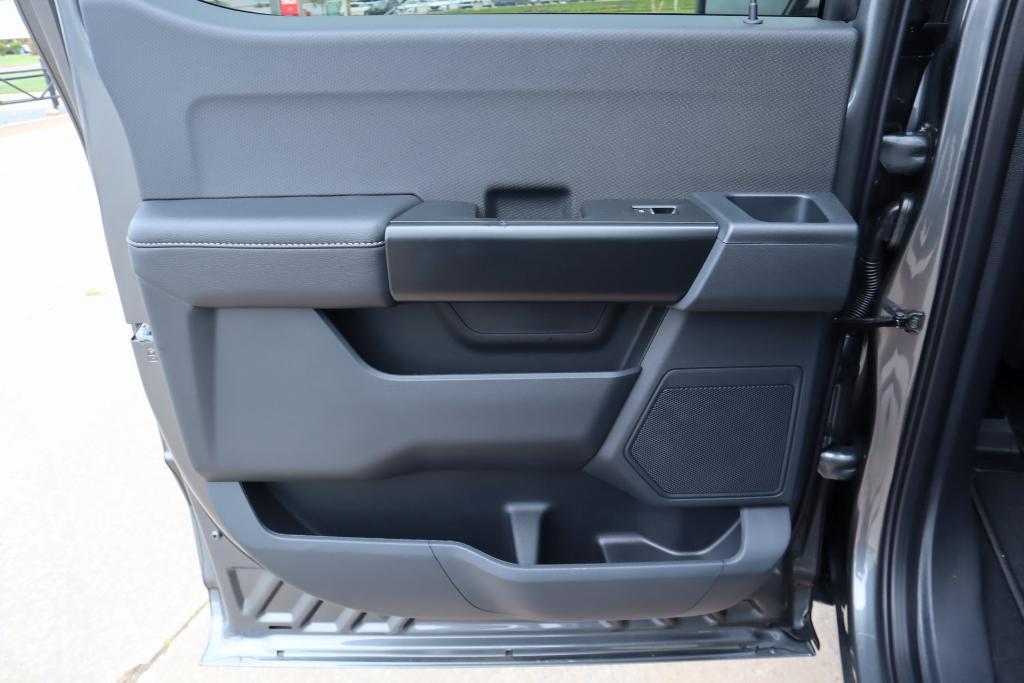 new 2025 Ford F-150 car, priced at $45,657