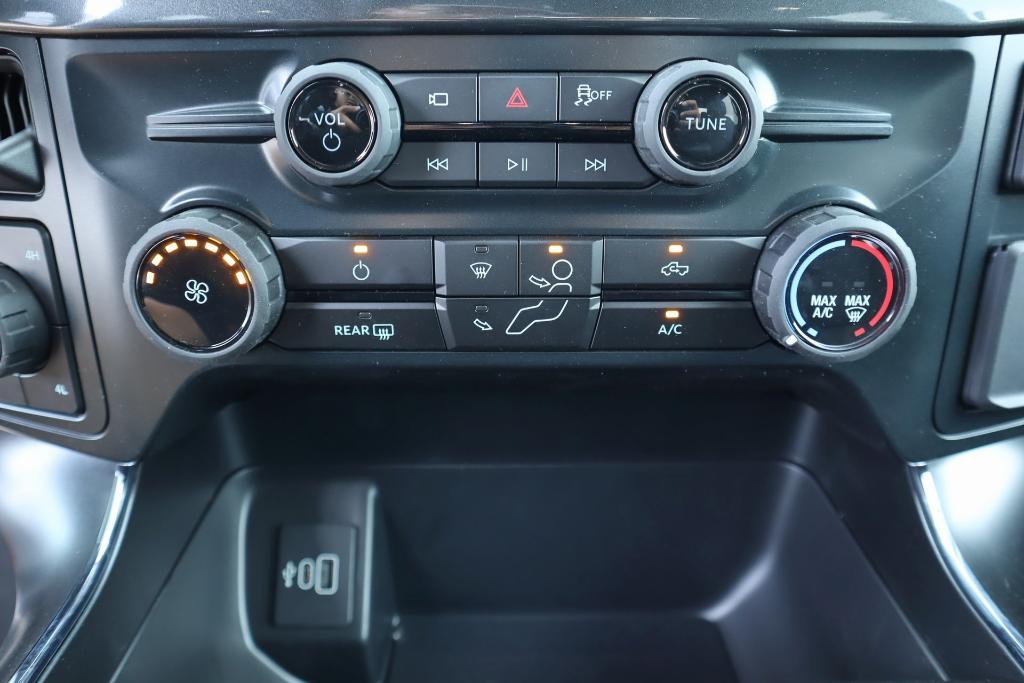 new 2025 Ford F-150 car, priced at $45,657