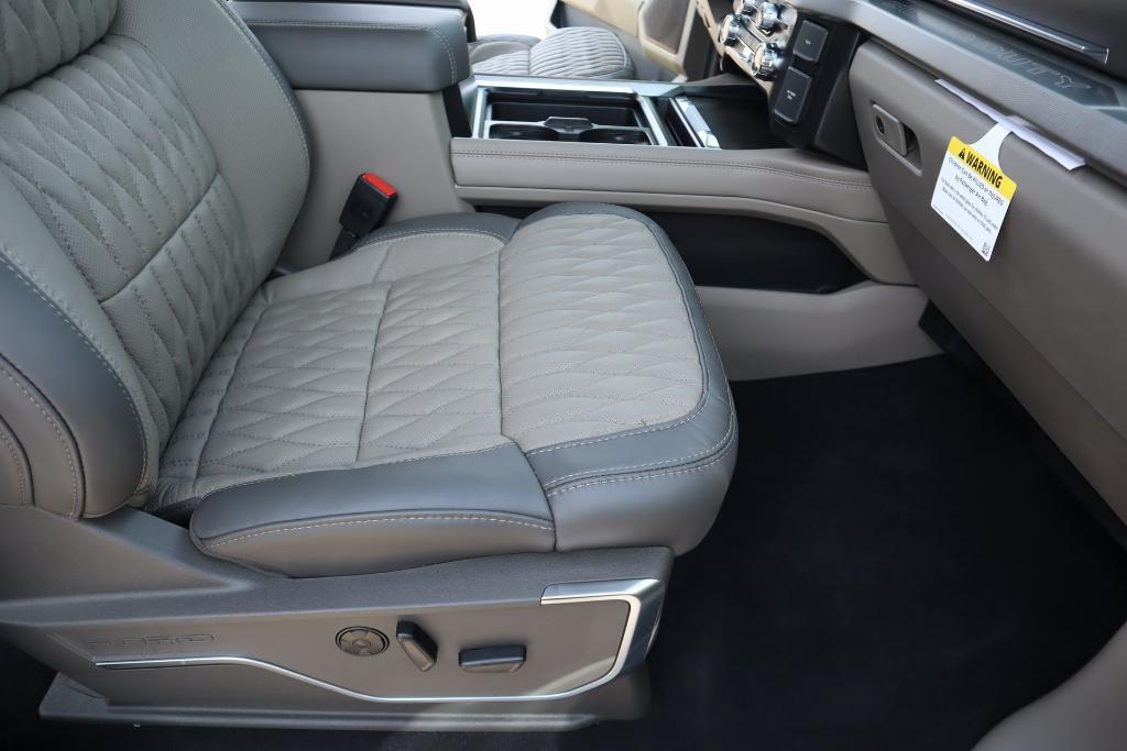 new 2025 Ford F-250 car, priced at $95,334