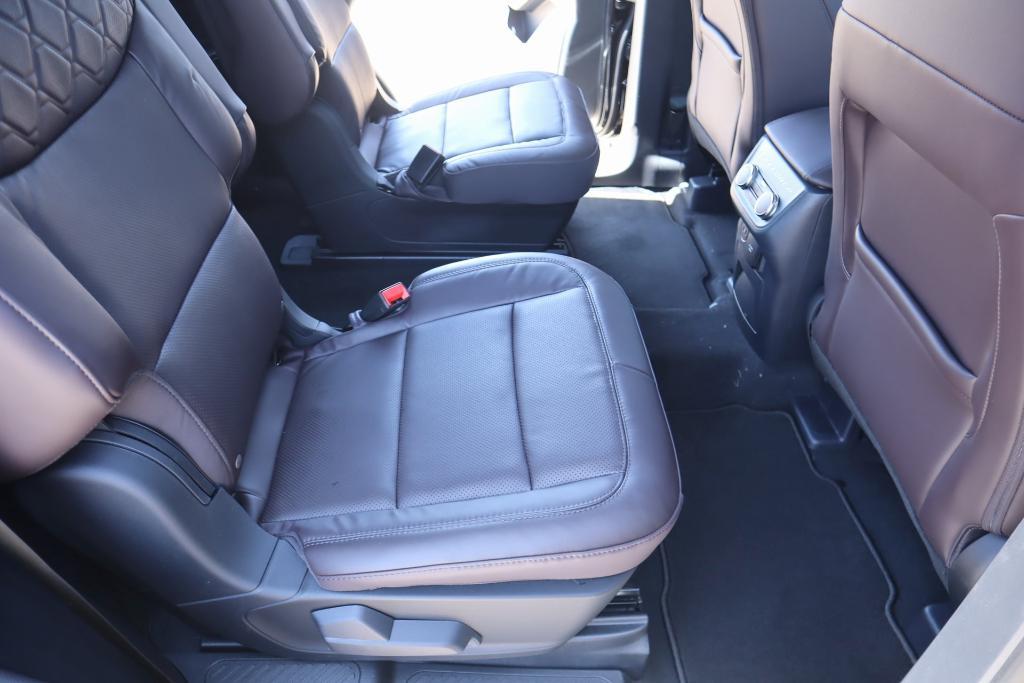 new 2025 Ford Explorer car, priced at $55,458