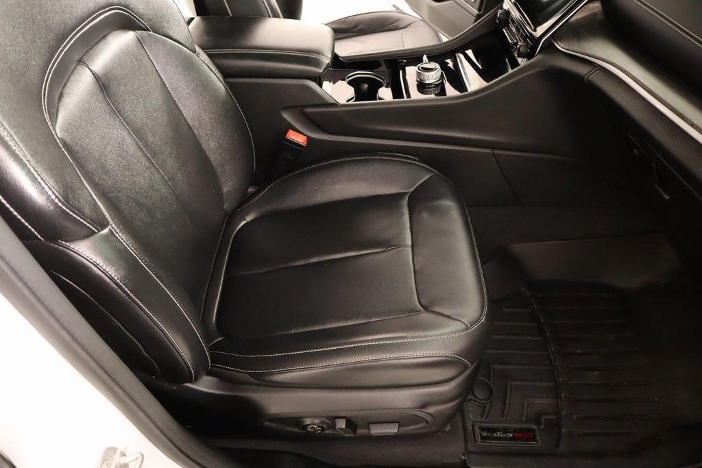 used 2022 Jeep Grand Cherokee L car, priced at $30,541