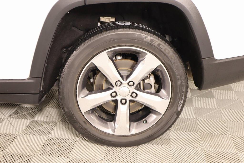 used 2022 Jeep Grand Cherokee L car, priced at $30,541