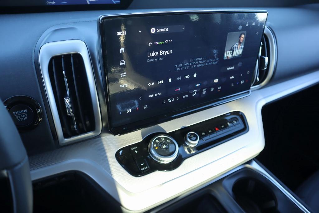 new 2025 Ford Expedition car, priced at $68,246
