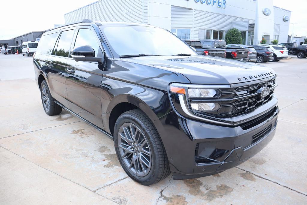 new 2025 Ford Expedition Max car, priced at $87,730