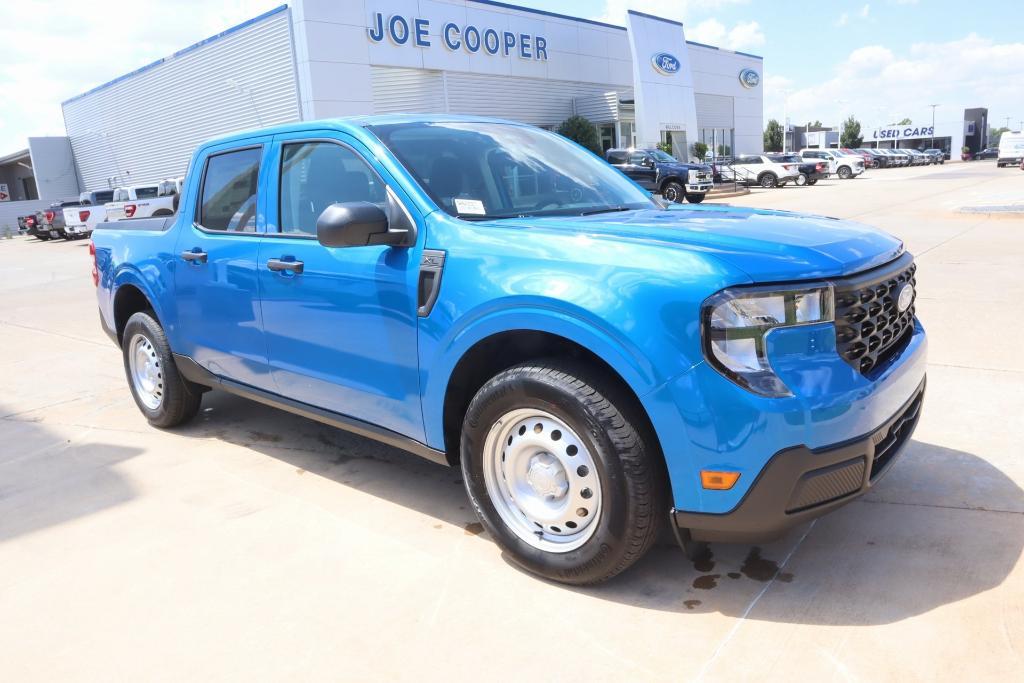 new 2025 Ford Maverick car, priced at $28,185