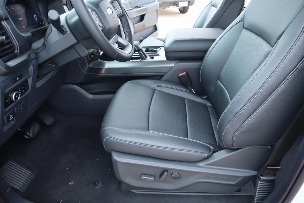 new 2025 Ford F-150 car, priced at $59,279