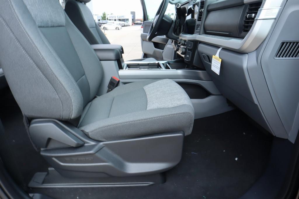 new 2025 Ford F-250 car, priced at $64,510