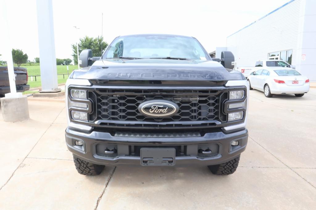 new 2025 Ford F-250 car, priced at $64,510