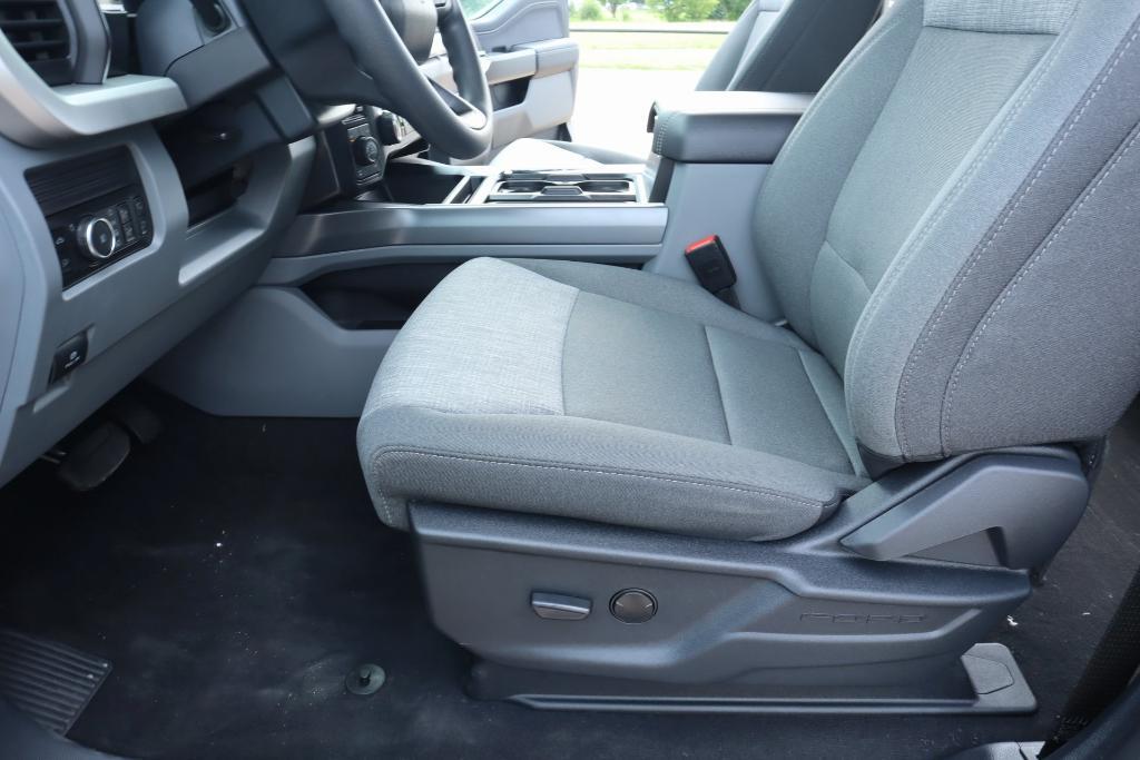 new 2025 Ford F-250 car, priced at $64,510