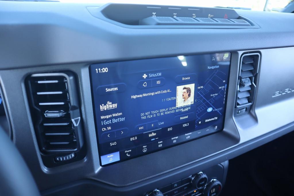 new 2025 Ford Bronco car, priced at $50,432