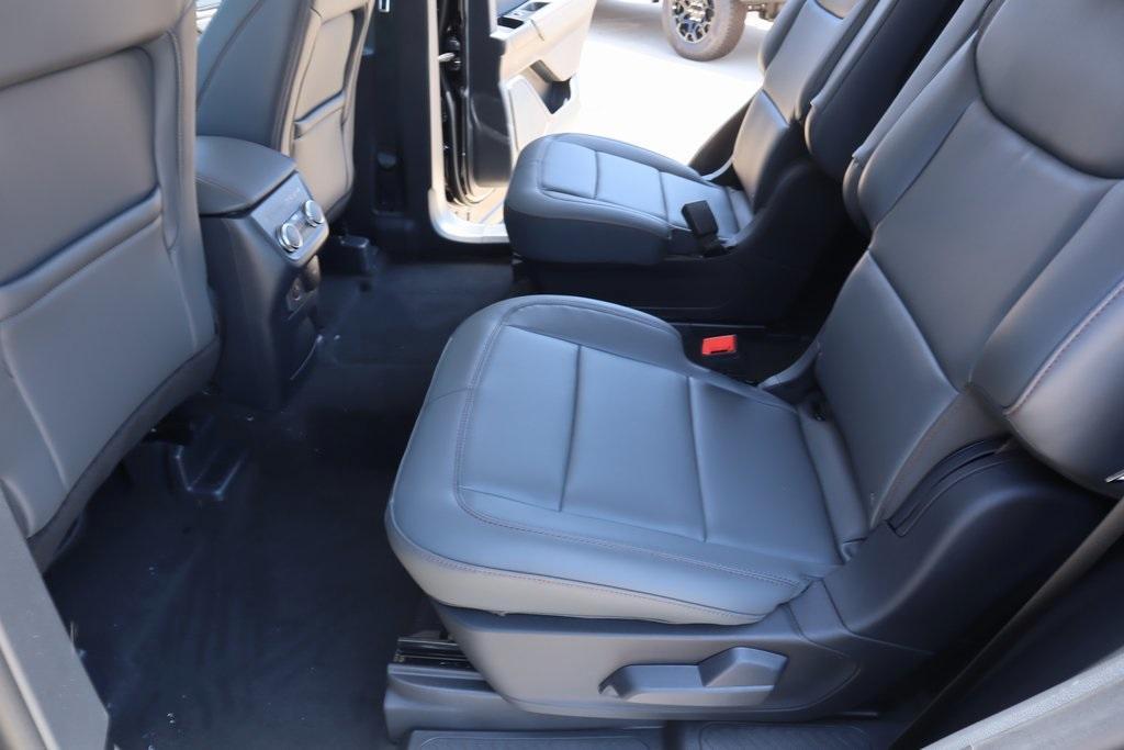 new 2025 Ford Explorer car, priced at $39,887