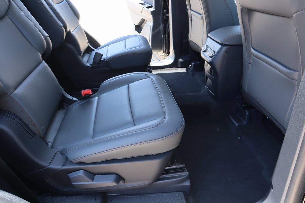 new 2025 Ford Explorer car, priced at $39,887