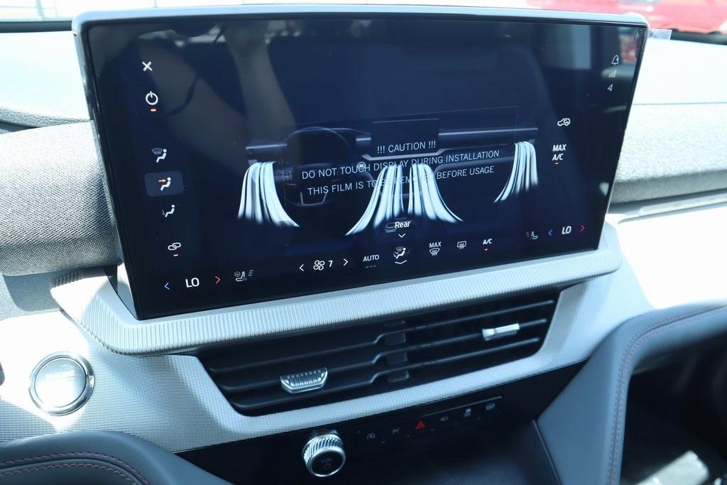 new 2025 Ford Explorer car, priced at $39,887