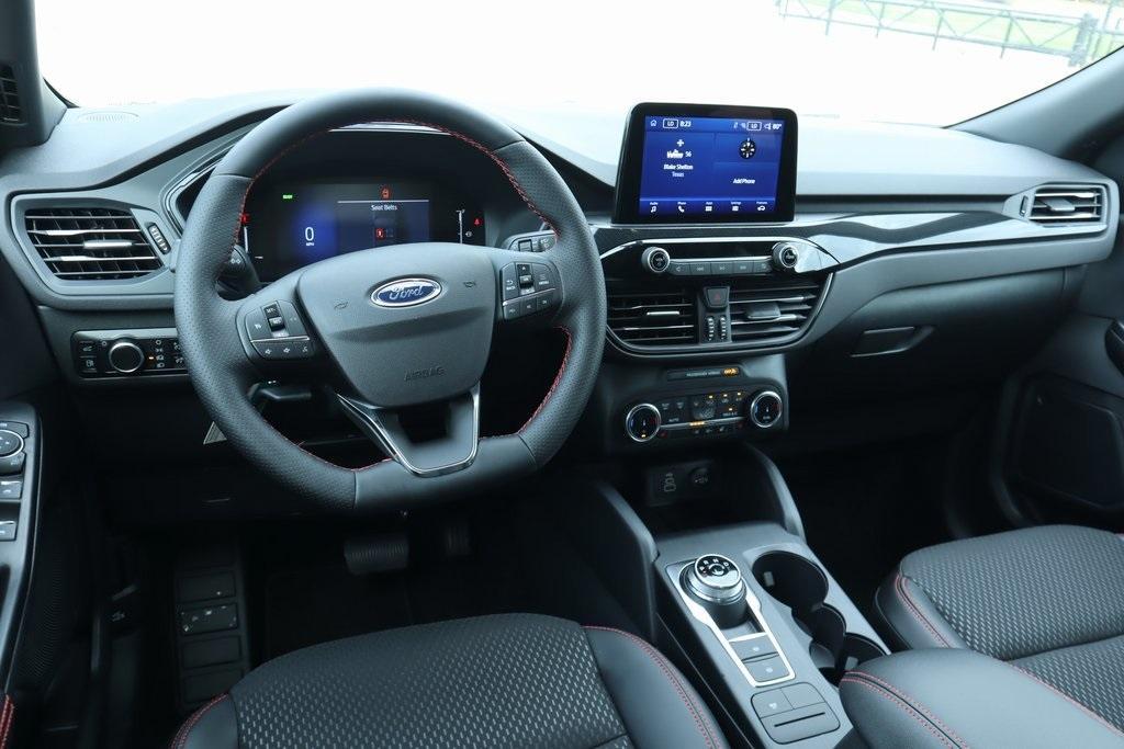 new 2025 Ford Escape car, priced at $32,702