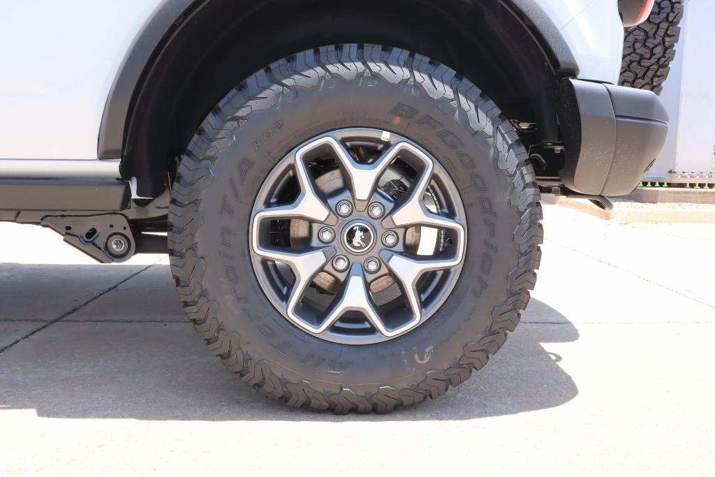 new 2025 Ford Bronco car, priced at $61,177