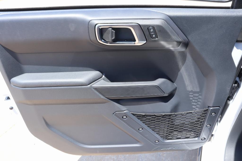 new 2025 Ford Bronco car, priced at $61,177