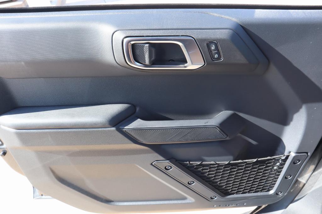 new 2025 Ford Bronco car, priced at $40,354