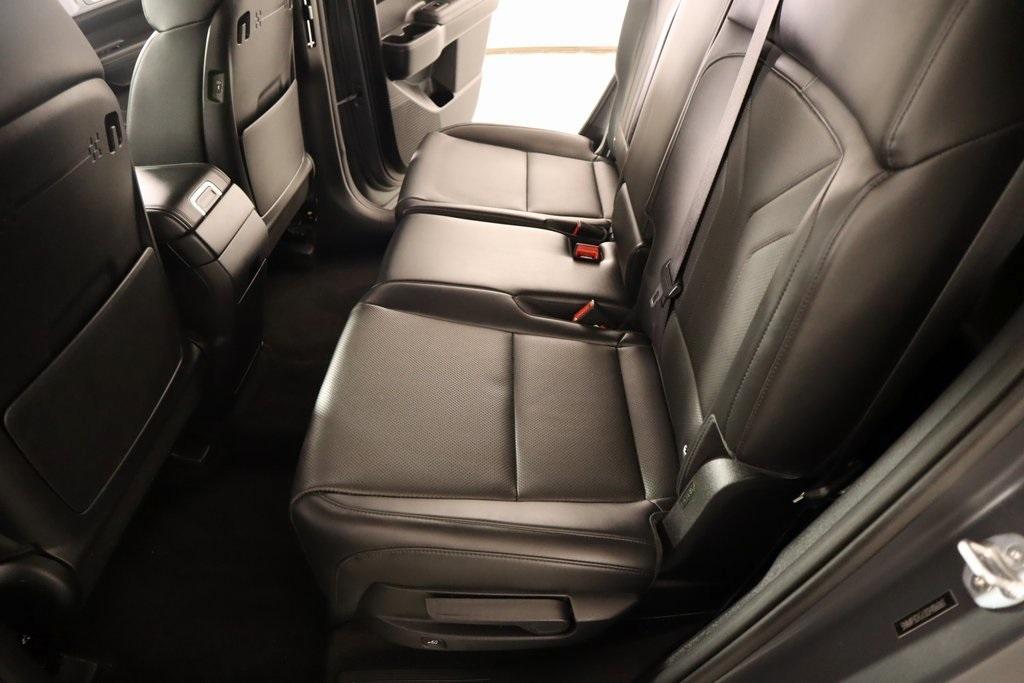 used 2025 Hyundai Santa Fe car, priced at $35,167