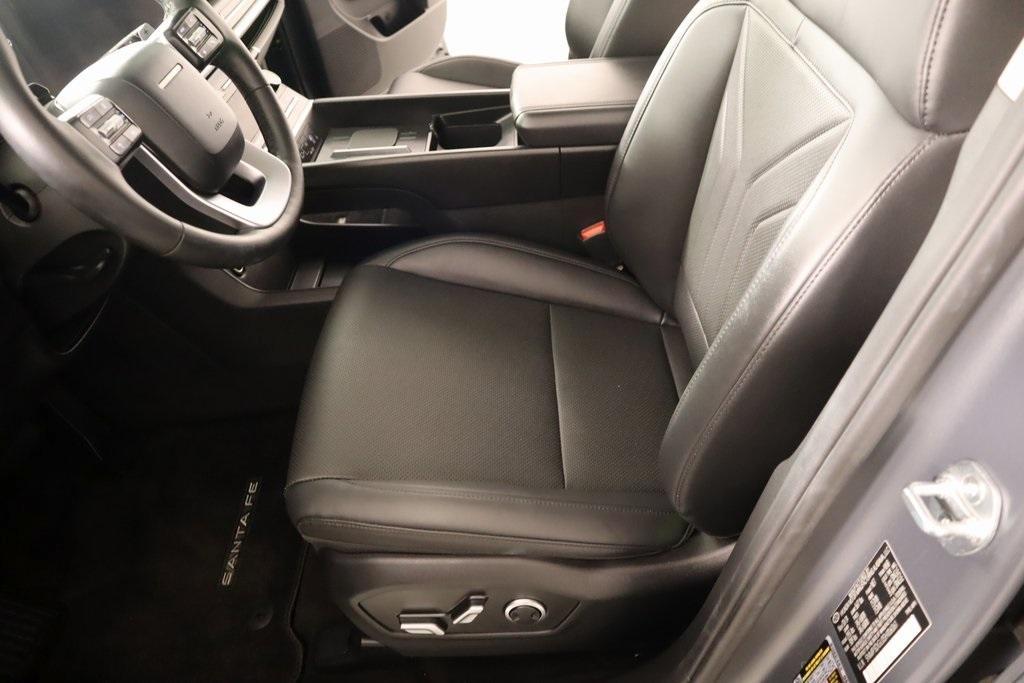 used 2025 Hyundai Santa Fe car, priced at $35,167