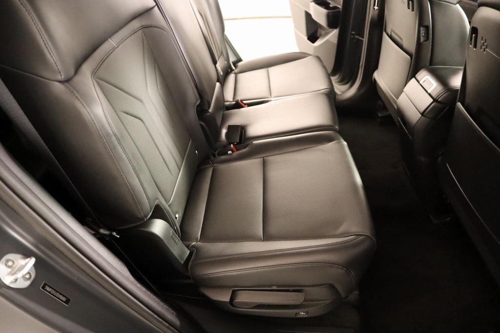 used 2025 Hyundai Santa Fe car, priced at $35,167