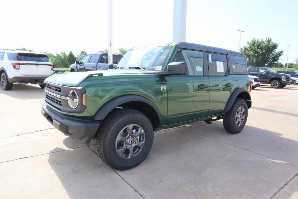 new 2025 Ford Bronco car, priced at $44,126