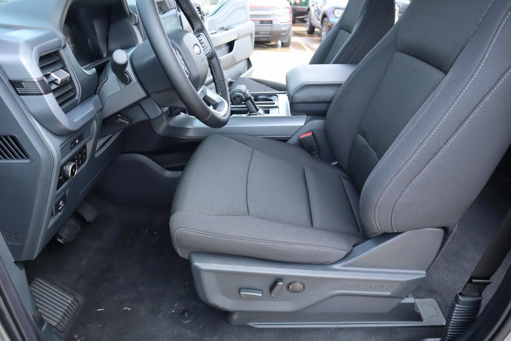 new 2025 Ford F-150 car, priced at $53,729