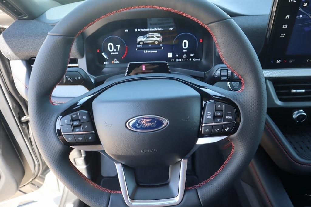 new 2025 Ford Explorer car, priced at $45,376