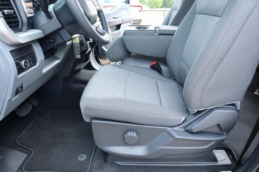 new 2025 Ford F-250 car, priced at $64,305