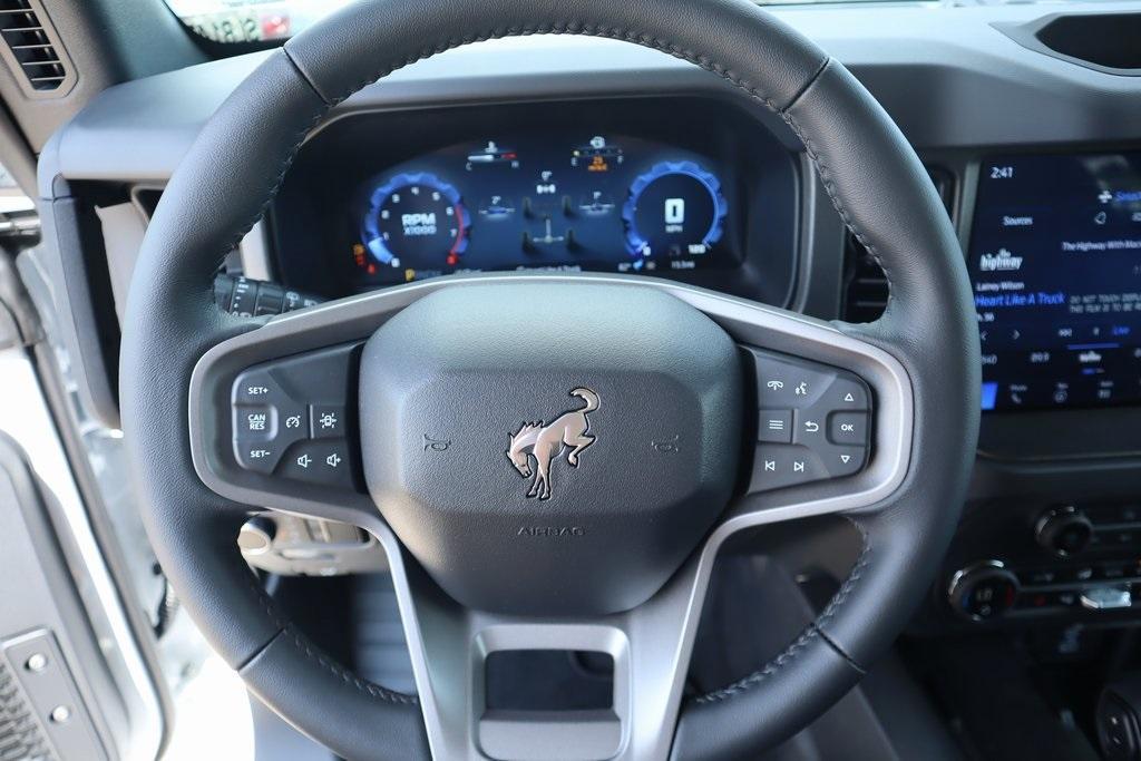 new 2025 Ford Bronco car, priced at $44,648