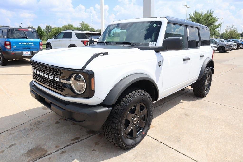 new 2025 Ford Bronco car, priced at $44,648