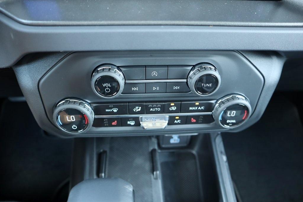 new 2025 Ford Bronco car, priced at $44,648