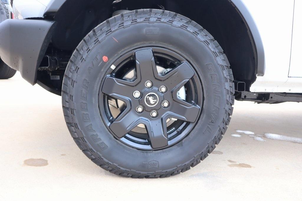 new 2025 Ford Bronco car, priced at $44,648