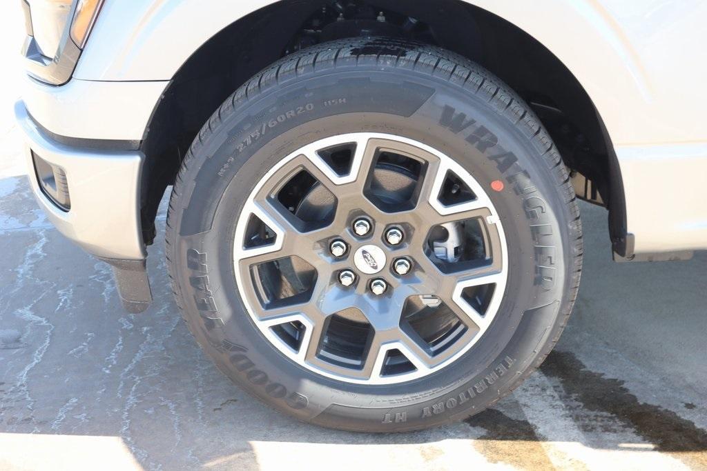 new 2025 Ford F-150 car, priced at $41,630