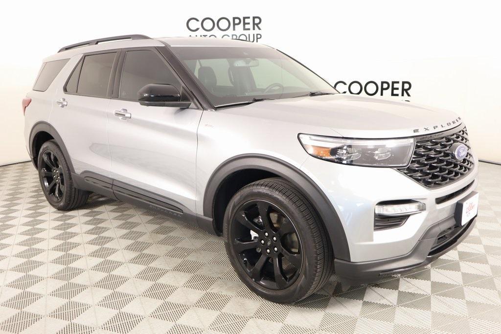 used 2023 Ford Explorer car, priced at $36,070