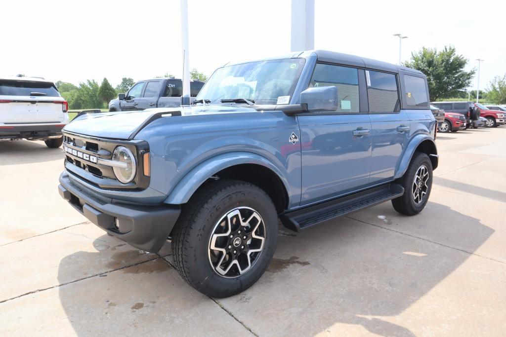 new 2025 Ford Bronco car, priced at $52,890