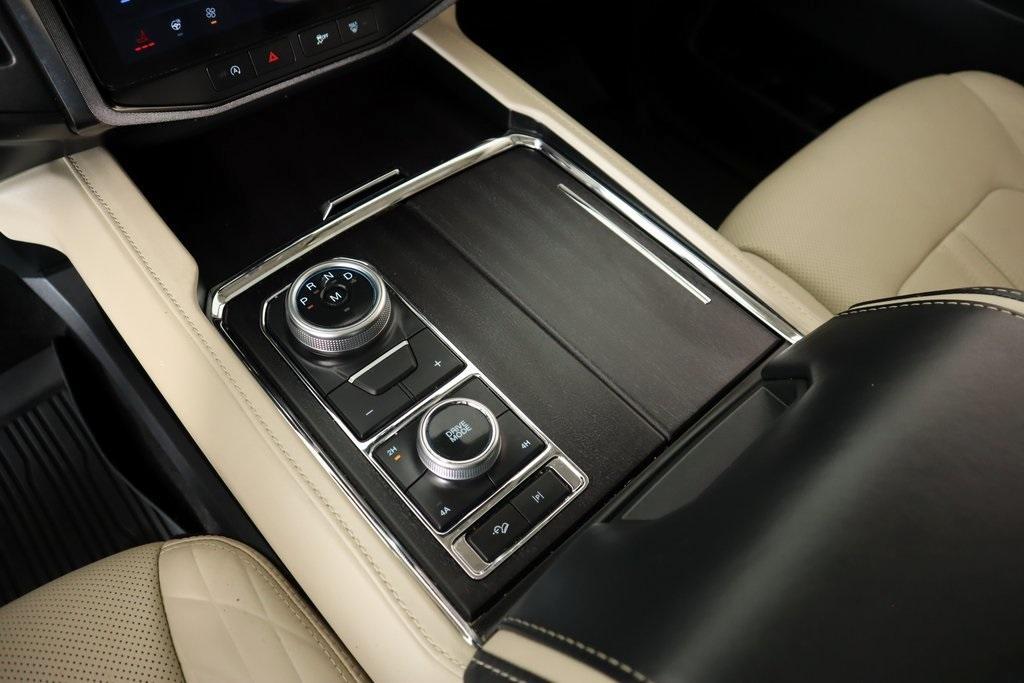 used 2022 Ford Expedition car, priced at $53,727