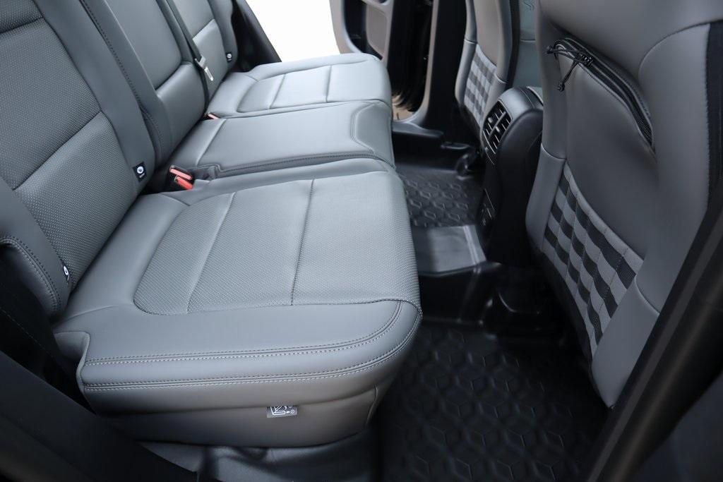 new 2025 Ford Bronco Sport car, priced at $36,952