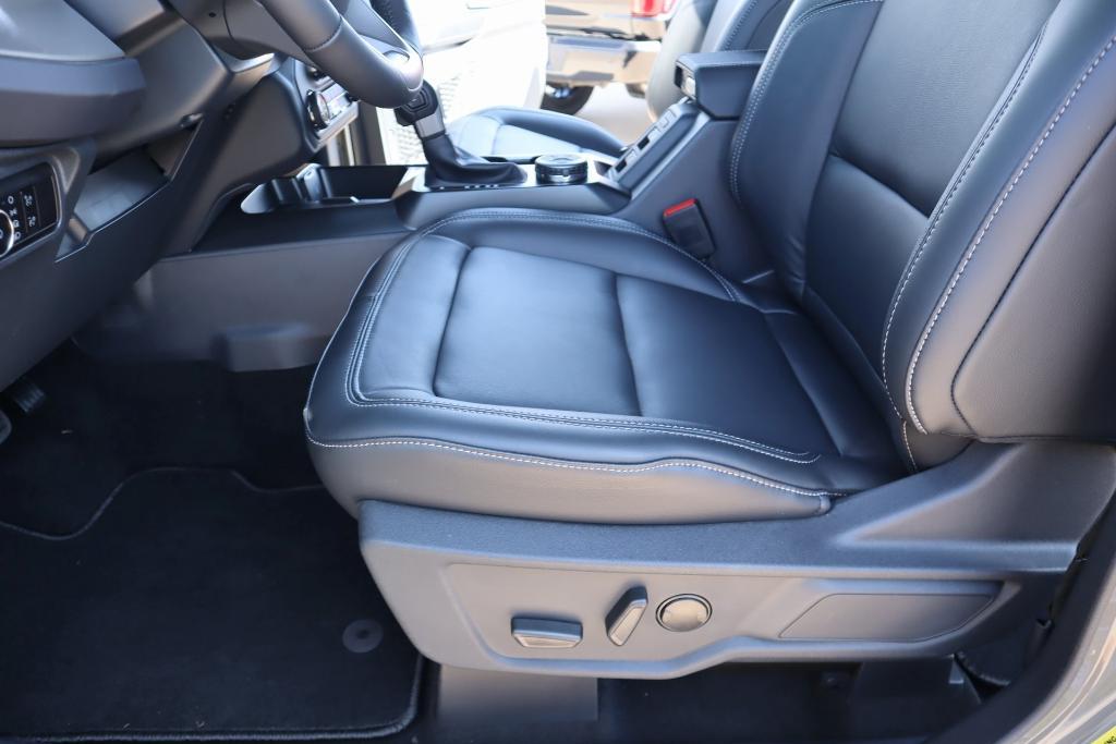 new 2025 Ford Bronco car, priced at $49,693