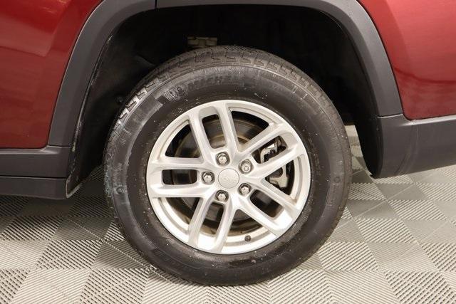 used 2023 Jeep Grand Cherokee L car, priced at $25,813