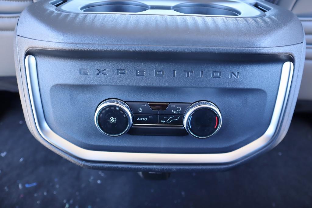 new 2025 Ford Expedition Max car, priced at $74,505